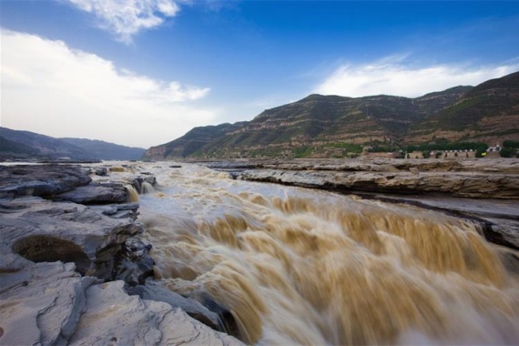 康輝旅游網(wǎng)<特惠>廣州往返西安 醉美陜西 兵馬俑、明城墻、壺口瀑布、南泥灣、延安雙飛5天