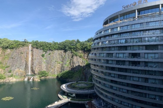 康輝旅游網(wǎng)廣州往返華東 上海深坑，湖州喜來登，牛首山，寒山寺，西湖，長廣溪濕地6天跟團(tuán)游