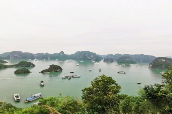 康輝旅游網(wǎng)<越出色QM>廣州往返竹林禪院、豪華游輪游下龍灣、升龍灣、天堂島、河內(nèi)雙動(dòng)5天
