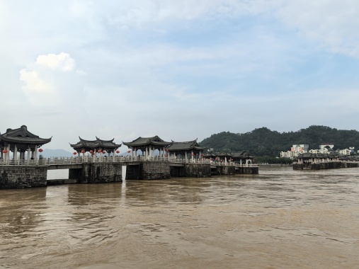康辉旅游网【行.沙滩】广州往返汕尾红海湾 纯玩3天，食足6餐，遮浪半岛，风车岛，海上古堡