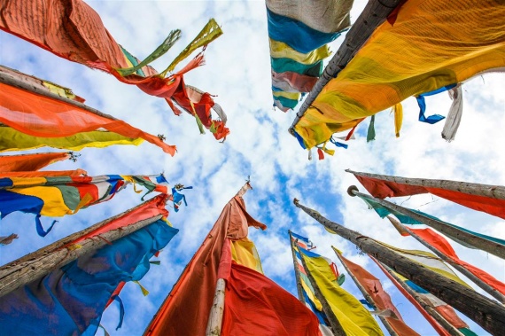 康辉旅游网<走西藏VX>布达拉宫/色季拉山挂金幡祈福/羊卓雍措，卧飞9日游