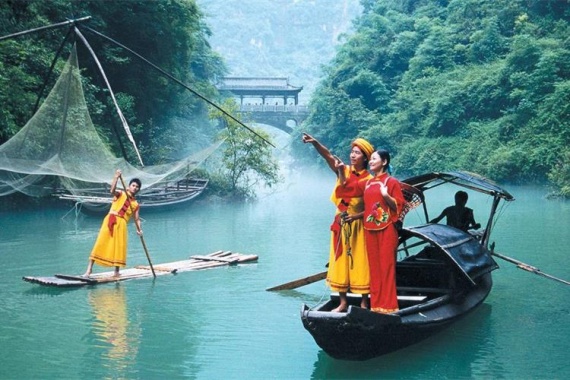 康辉旅游网武汉起止三峡大瀑布、船进三峡人家2天1晚跟团游