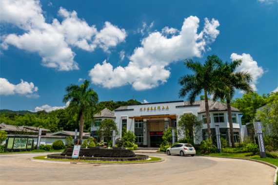 康辉旅游网【龙门.直通车】广州往返龙门林丰温泉2天1晚半自助游，泡池房