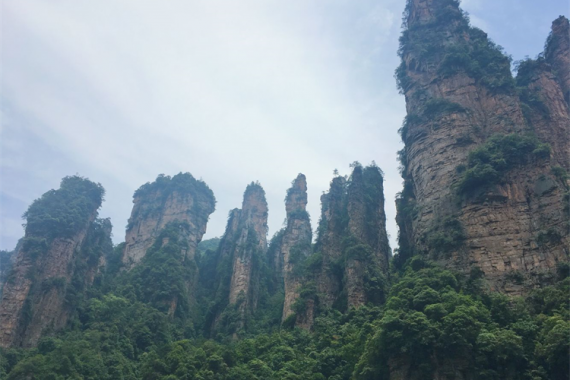 康辉旅游网<经典>QJ春节【纯玩湘西】森林公园|天门山|芙蓉镇|凤凰古城高铁4天