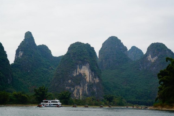 康辉旅游网<经典>3-4月ZM仙境大漓江3天，冠岩+榕杉湖+三星漓江游船+遇龙河+象鼻山