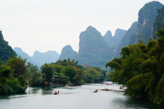 康辉旅游网<经典>3-4月ZM纯美大漓江3天，三星船游漓江+象鼻山+银子岩+遇龙河+榕杉湖