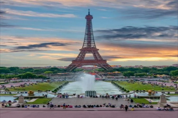 康辉旅游网<花漾中西欧6国>德法瑞意荷比+铁力士雪山+双赏花13天（深圳往返布入米出）