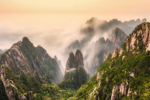 康辉旅游网<夜宿黄山>望仙谷、黄山、宏村、婺源篁岭油菜花、南昌、景德镇高铁五天