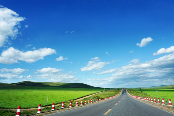 康辉旅游网<经典>畅游东北漠河 北戴河+哈尔滨+海拉尔+满洲里+沈阳+盘锦+丹东专列15天