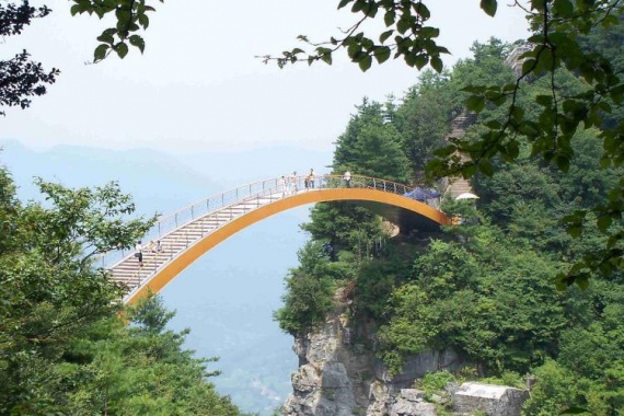 康辉旅游网<特惠·直飞神农架>广州往返神农架、天燕、神农顶、大九湖、官门山纯玩双飞5天
